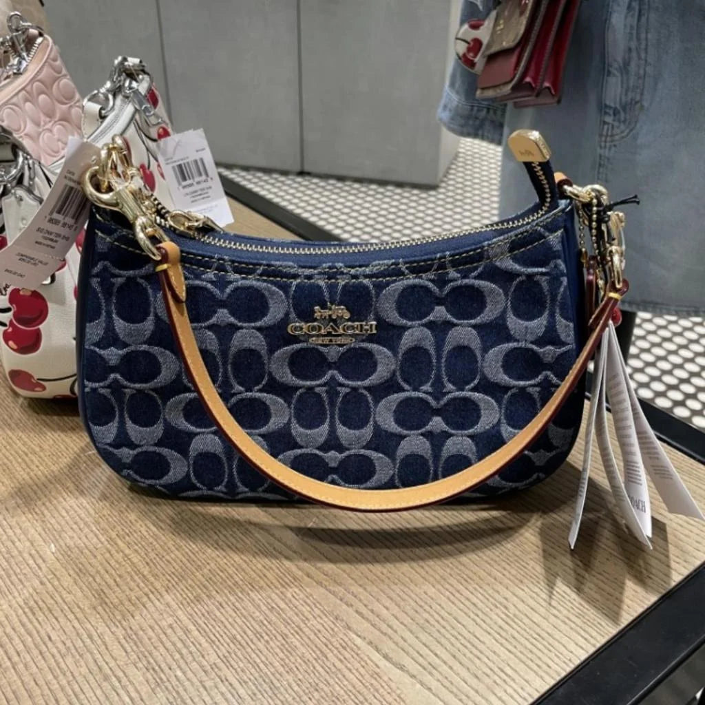 Coach CAF82 Denim/Natural Teri Shoulder Bag Signature Denim Outlet